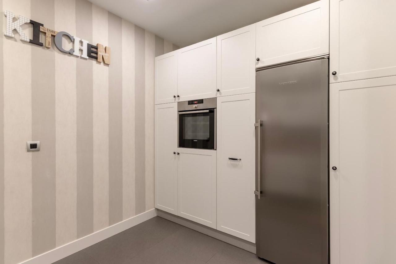 Gran Apartamento Con Estilo En El Centro De Bilbao Exteriör bild
