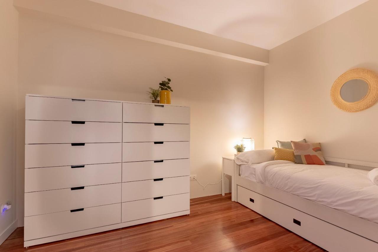 Gran Apartamento Con Estilo En El Centro De Bilbao Exteriör bild